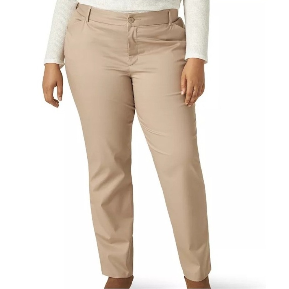 NWT Lee Women’s Khaki Chinos Wrinkle Free All Day Comfort Straight Mid Rise 26W